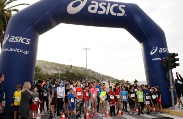 &Mu;&epsilon; &rho;&epsilon;&kappa;ό&rho; &sigma;&upsilon;&mu;&mu;&epsilon;&tau;&omicron;&chi;ώ&nu; &omicron;&lambda;&omicron;&kappa;&lambda;&eta;&rho;ώ&theta;&eta;&kappa;&epsilon; &omicron; 8&omicron;&sigmaf; &alpha;&gamma;ώ&nu;&alpha;&sigmaf; Run the Lake