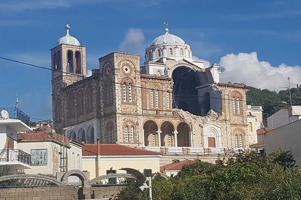 &Omicron; &Delta;ή&mu;&omicron;&sigmaf; &Beta;ά&rho;&eta;&sigmaf; &Beta;&omicron;ύ&lambda;&alpha;&sigmaf; &Beta;&omicron;&upsilon;&lambda;&iota;&alpha;&gamma;&mu;έ&nu;&eta;&sigmaf; &sigma;&tau;&omicron; &pi;&lambda;&epsilon;&upsilon;&rho;ό &tau;&omega;&nu; &sigma;&epsilon;&iota;&sigma;&mu;ό&pi;&lambda;&eta;&kappa;&tau;&omega;&nu; &pi;&epsilon;&rho;&iota;&omicron;&chi;ώ&nu; &Sigma;ά&mu;&omicron;&upsilon; &kappa;&alpha;&iota; &Sigma;&mu;ύ&rho;&nu;&eta;&sigmaf;