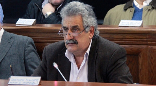 &Alpha;&pi;&epsilon;&beta;ί&omega;&sigma;&epsilon; &omicron; &pi;&rho;ώ&eta;&nu; &Delta;ή&mu;&alpha;&rho;&chi;&omicron;&sigmaf; &Beta;ά&rho;&eta;&sigmaf; &Pi;&alpha;&nu;&alpha;&gamma;&iota;ώ&tau;&eta;&sigmaf; &Kappa;&alpha;&pi;&epsilon;&tau;&alpha;&nu;έ&alpha;&sigmaf;