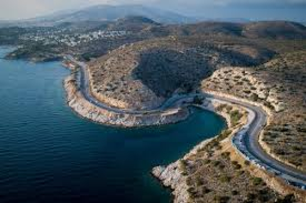 Ο Λόφος Φασκομηλιάς στη Βουλιαγμένη κηρύσσεται Αρχαιολογικός Χώρος