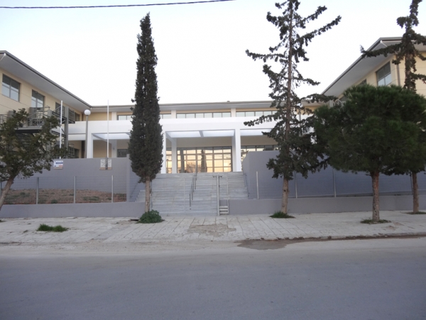 &Theta;&epsilon;&tau;&iota;&kappa;ό&sigmaf; &sigma;&epsilon; &kappa;&omicron;&rho;&omega;&nu;&omicron;ϊό &beta;&rho;έ&theta;&eta;&kappa;&epsilon; &epsilon;&kappa;&pi;&alpha;&iota;&delta;&epsilon;&upsilon;&tau;&iota;&kappa;ό&sigmaf; &sigma;&tau;&omicron; &Gamma;&upsilon;&mu;&nu;ά&sigma;&iota;&omicron; &Beta;&omicron;&upsilon;&lambda;&iota;&alpha;&gamma;&mu;έ&nu;&eta;&sigmaf;