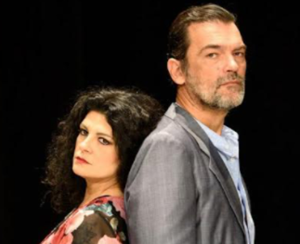 Θεατρικό έργο «Άγουρα Κεράσια»  με την Τάνια Τρύπη και τον Κώστα Καζάκο την Παρασκευή 2 Ιουνίου