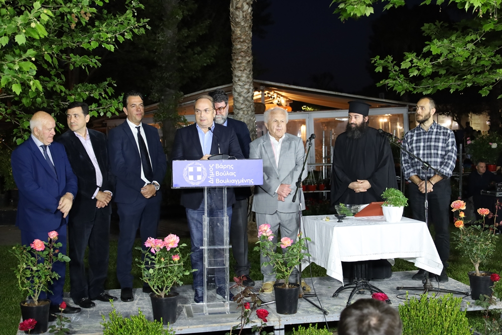 Ξεκίνησε η 35η Ανθοκομική Έκθεση Βάρκιζας